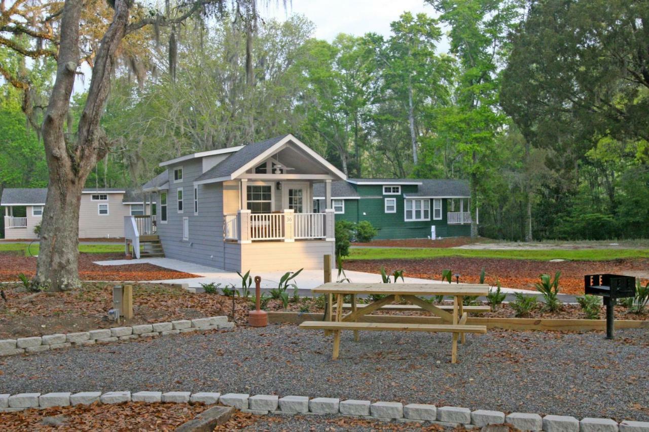 Live Oak Landing Hotel Freeport Exterior photo